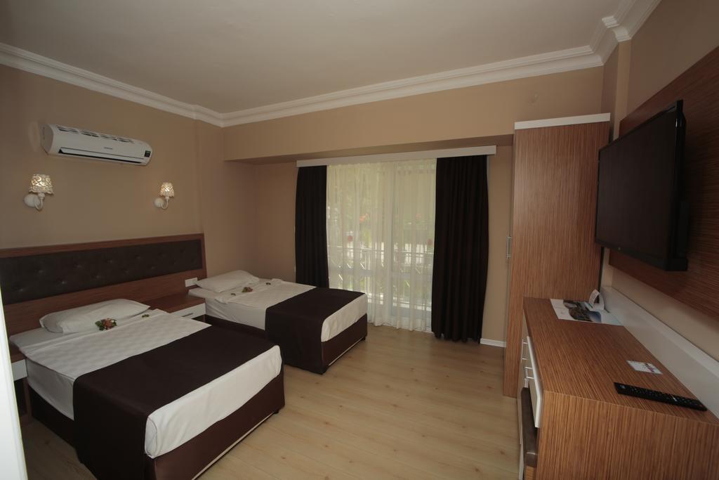 Incekum Su Hotel Avsallar Exterior photo